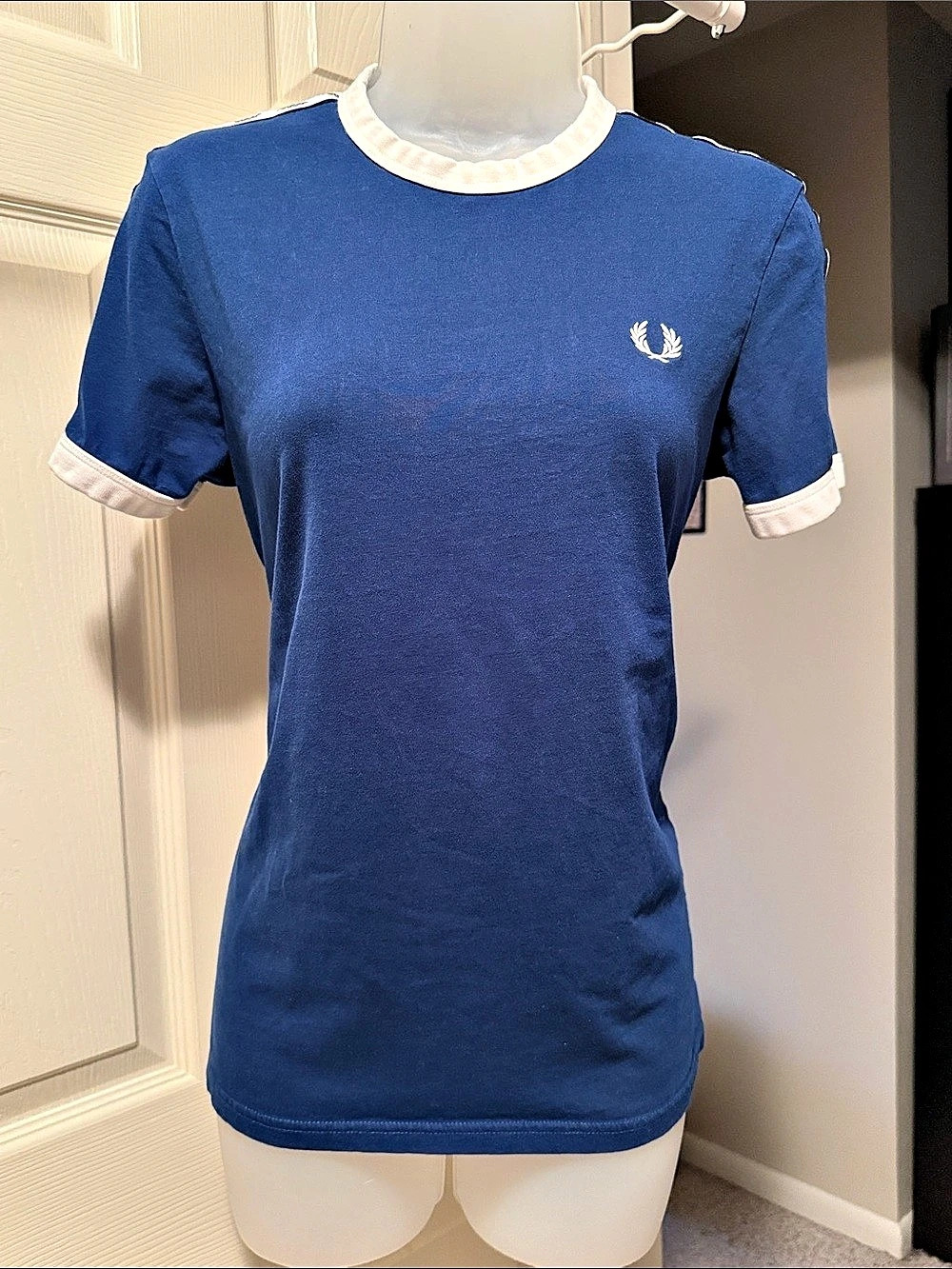 Fred Perry Crew Neck Tipped T-Shirt Color Block Cotton Tee Size XS